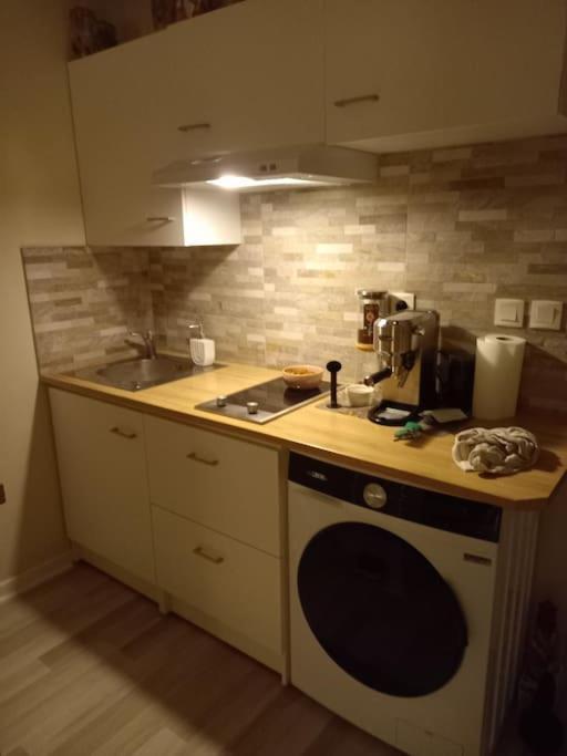 Le Doubs Cosy Apartment Besancon Exterior photo